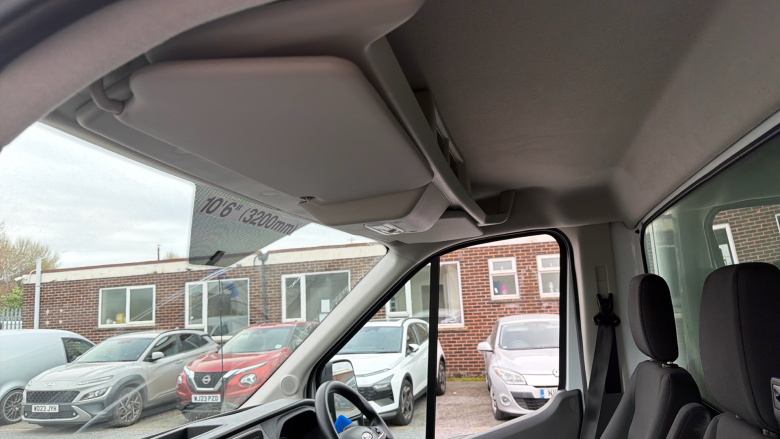 Ford Transit 350 L4 Diesel Fwd 2.0 EcoBlue 130ps Leader Luton Van